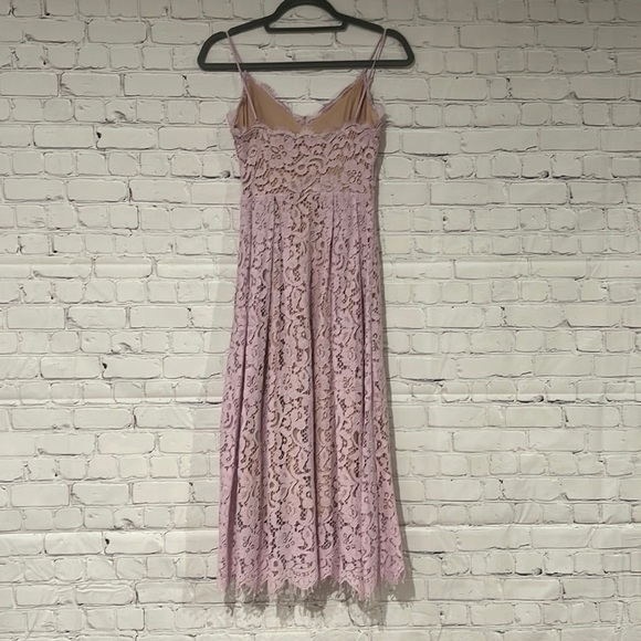 H&M midi lace dress. Lilac. Size 0. - Picture 2 of 3